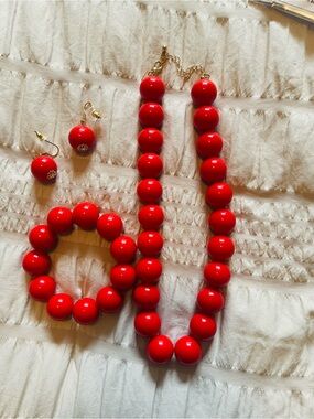 Red Beaded Necklace with Matching Bracelet & Earrings